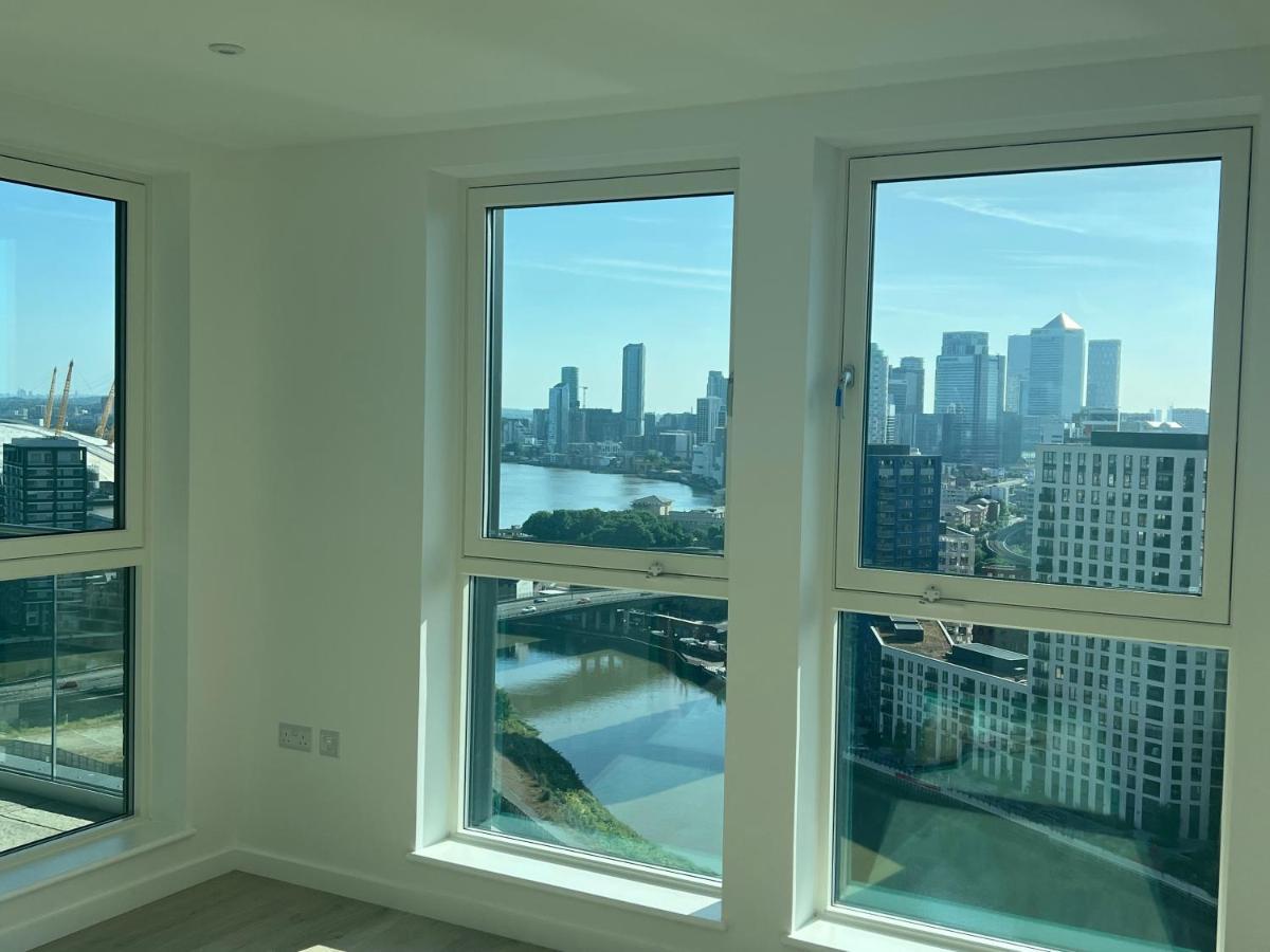 Ac Luxe Penthouse With Free Parking Leilighet London Eksteriør bilde