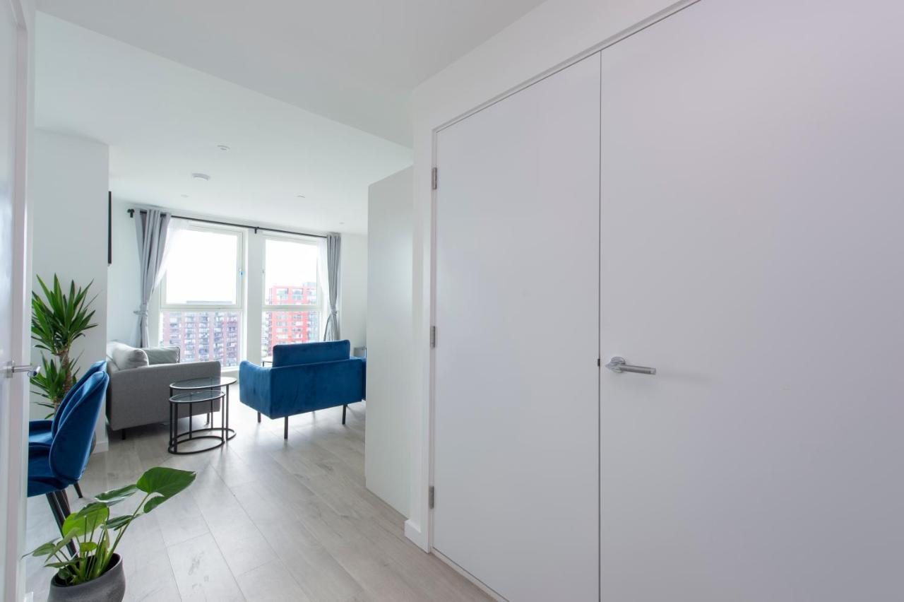 Ac Luxe Penthouse With Free Parking Leilighet London Eksteriør bilde