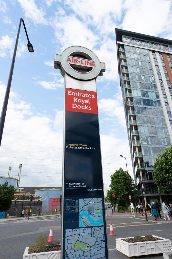 Ac Luxe Penthouse With Free Parking Leilighet London Eksteriør bilde