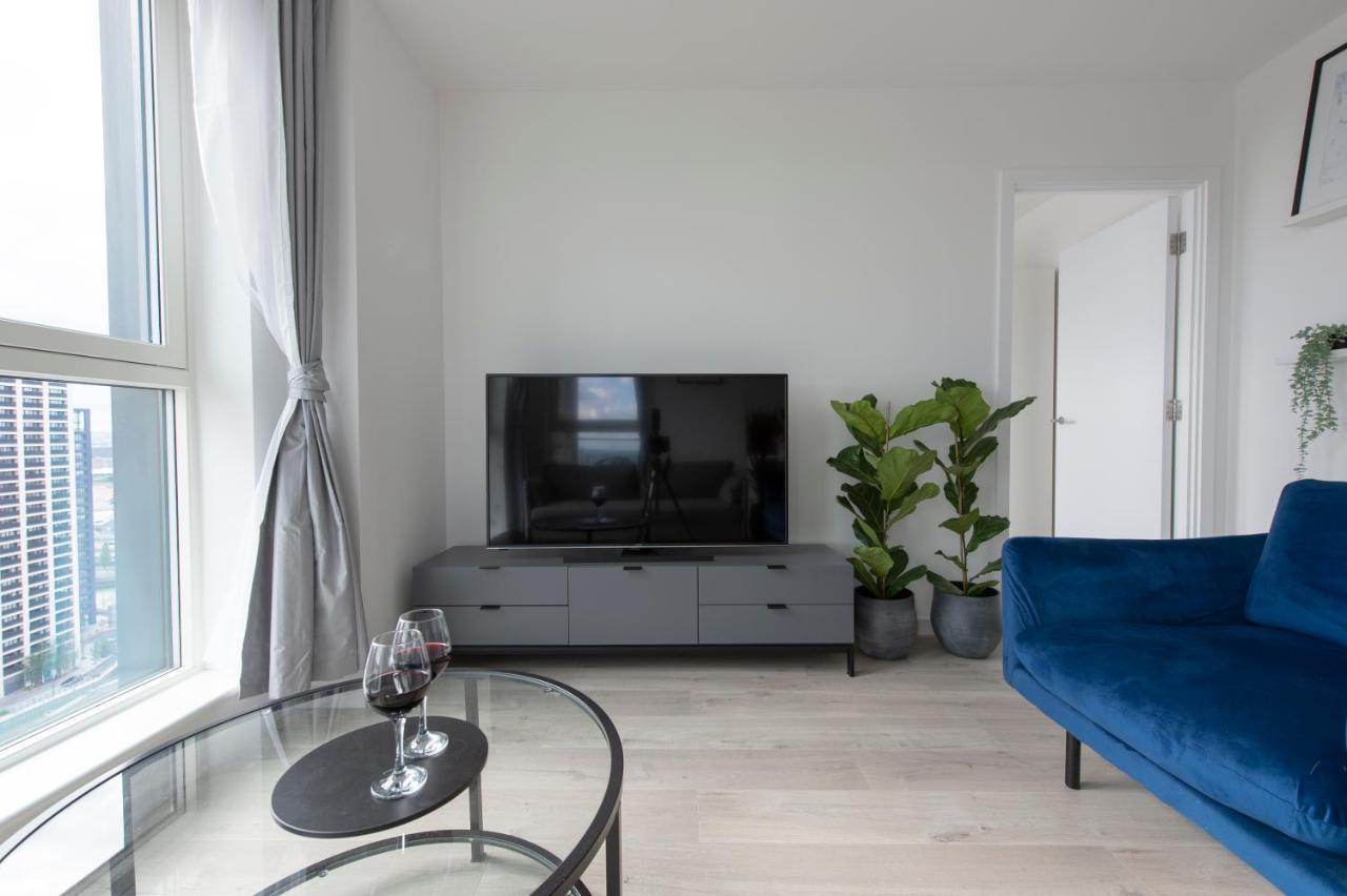 Ac Luxe Penthouse With Free Parking Leilighet London Eksteriør bilde