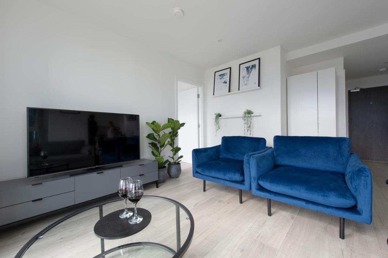 Ac Luxe Penthouse With Free Parking Leilighet London Eksteriør bilde